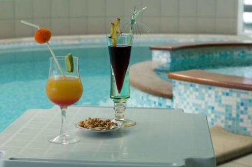 Le Robinson Hotel Saint-Jean-de-Monts Kültér fotó